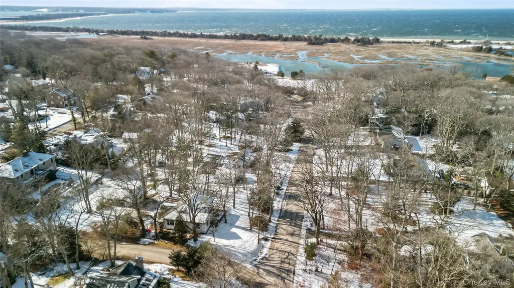 32 Hillside Road Stony Brook NY 11790