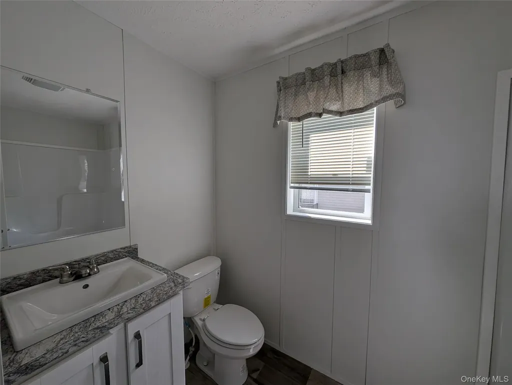 11 Square Hill Road New Windsor NY 12553