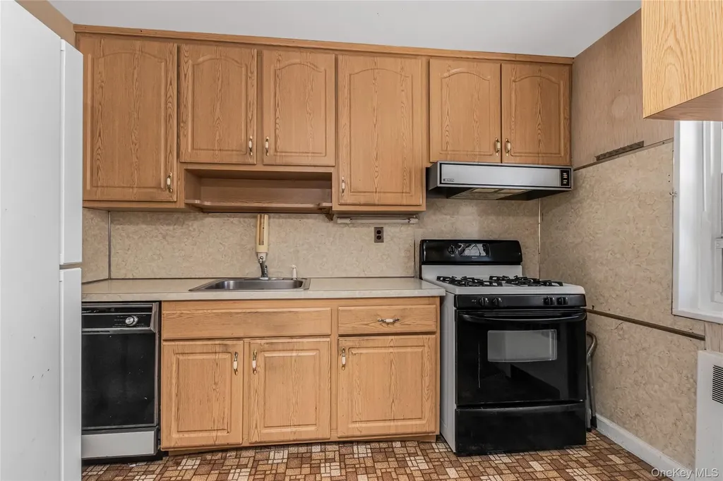 6 Dehaven Drive Yonkers NY 10703