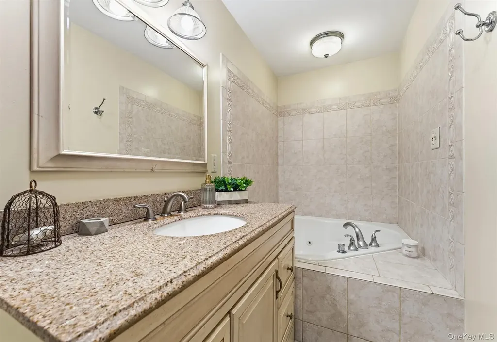 4 S Lake Drive Patterson NY 12563