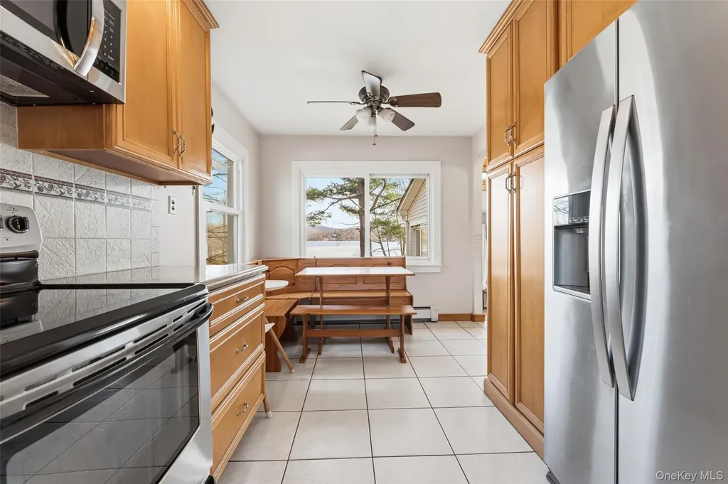 4 S Lake Drive Patterson NY 12563