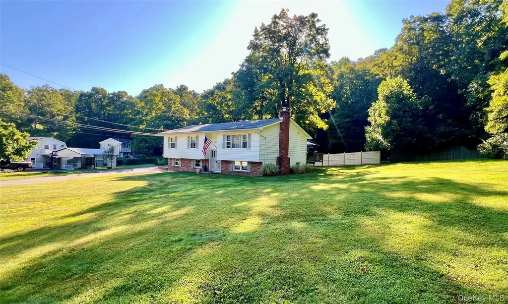 2 Garden Place Beacon NY 12508