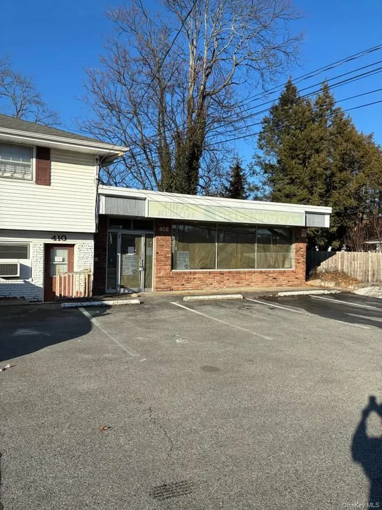 408 Blooming Grove Turnpike New Windsor NY 12553