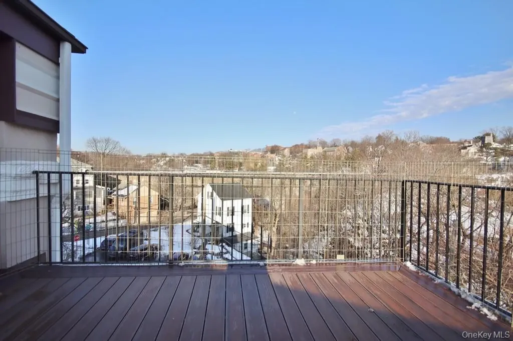 88 Broadway Ossining NY 10562