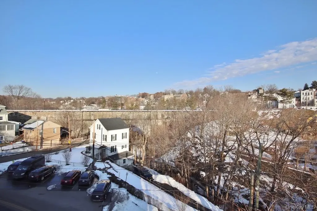 88 Broadway Ossining NY 10562