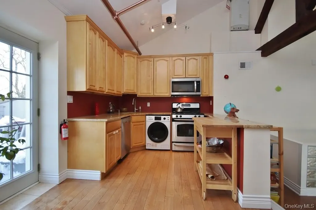 88 Broadway Ossining NY 10562