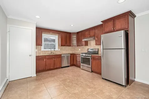 222 Gainsborg Avenue E West Harrison NY 10604