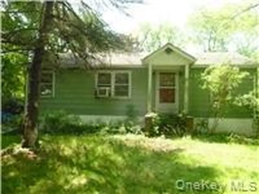 477 State Route 17k Rock Tavern NY 12575