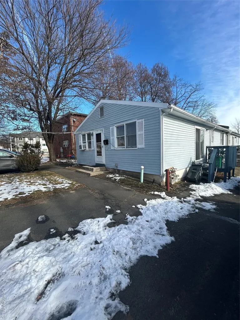 22 Rose Avenue Spring Valley NY 10977