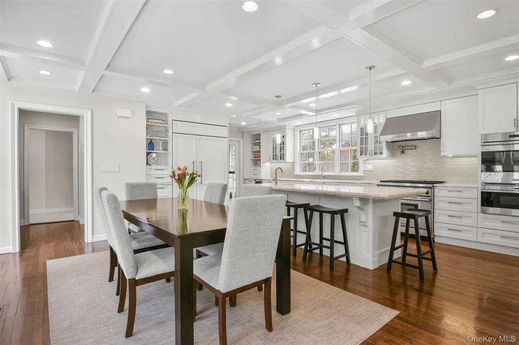 12 Deerfield Lane Scarsdale NY 10583