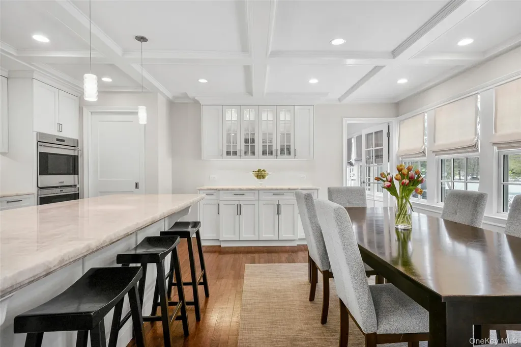 12 Deerfield Lane Scarsdale NY 10583