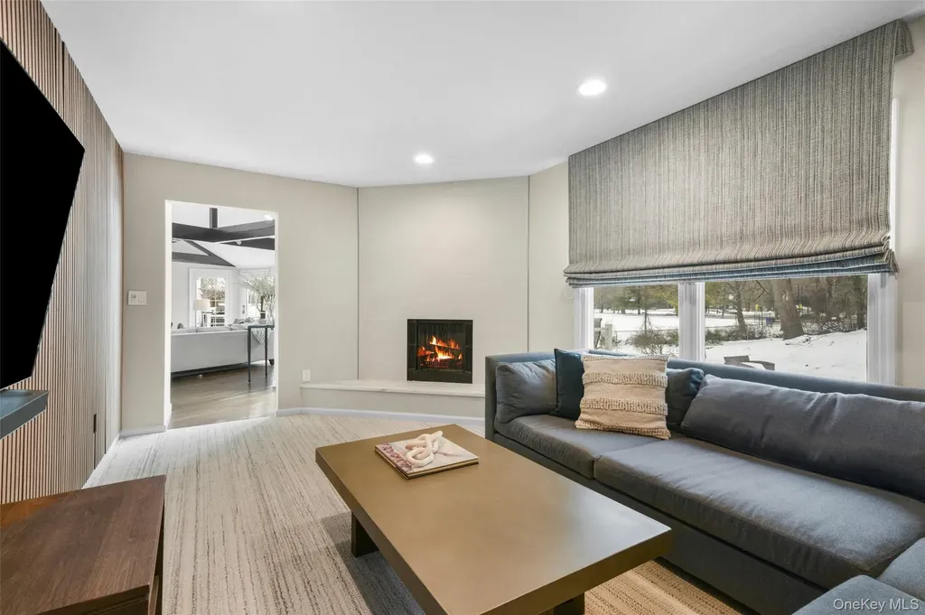 12 Deerfield Lane Scarsdale NY 10583