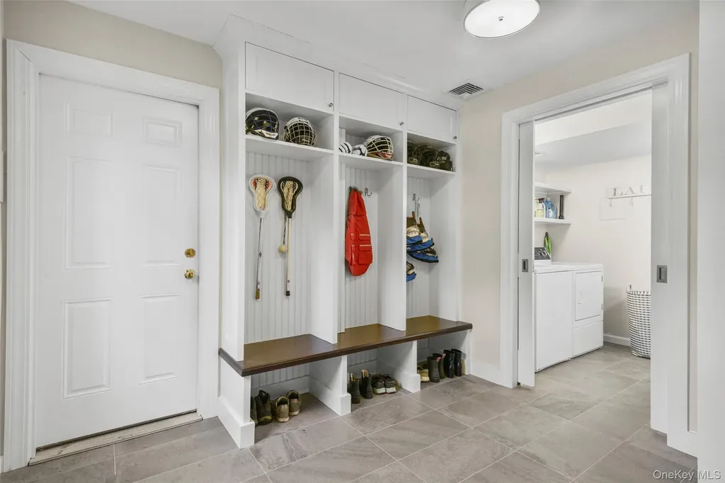 12 Deerfield Lane Scarsdale NY 10583