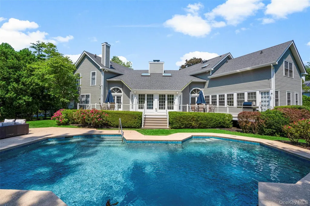 12 Deerfield Lane Scarsdale NY 10583