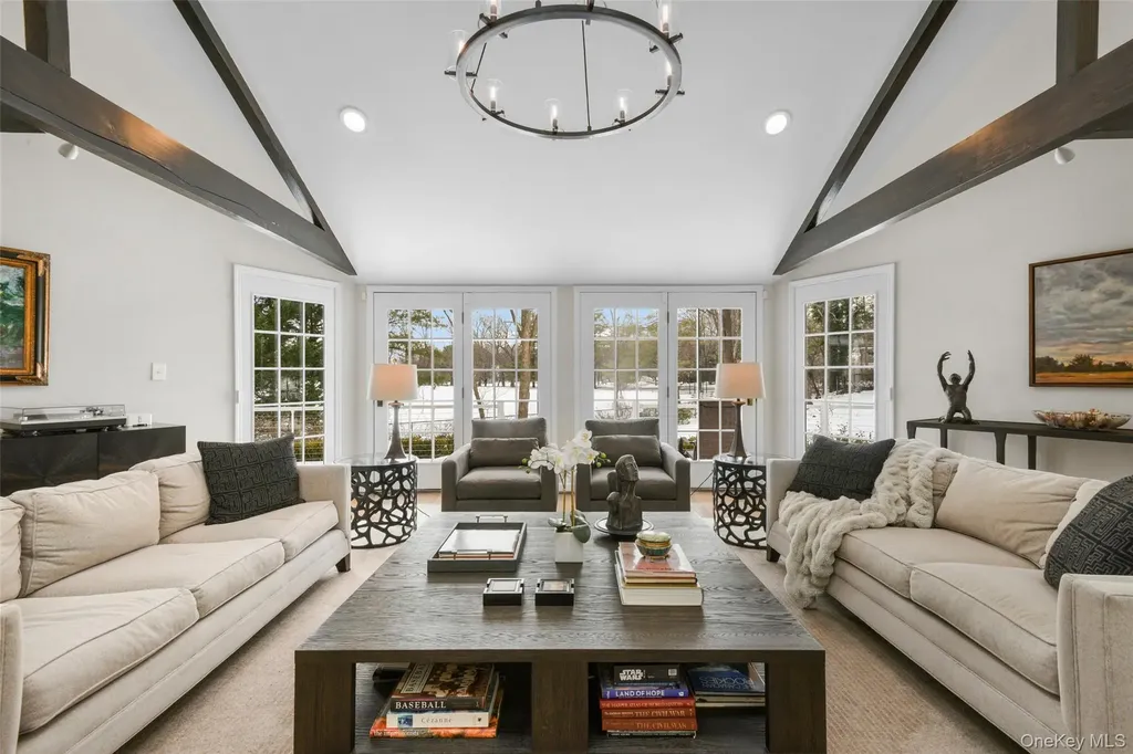 12 Deerfield Lane Scarsdale NY 10583
