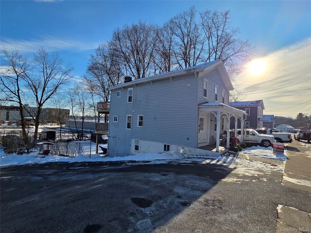 25 Mill Street Middletown NY 10940