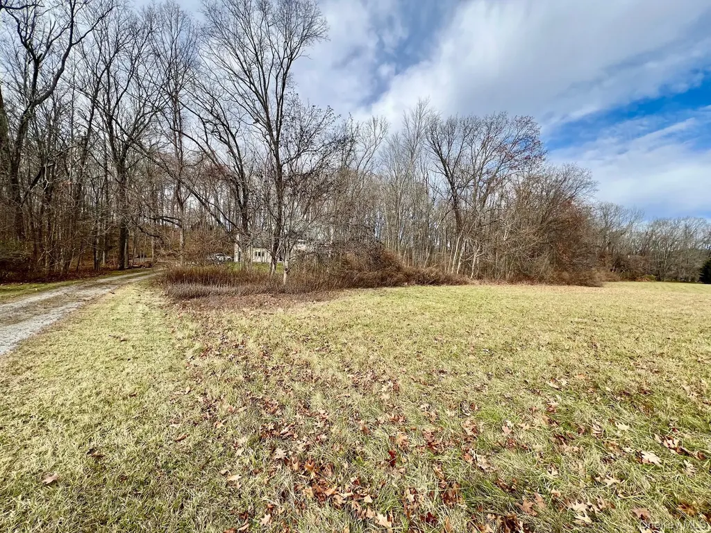 22 Troutbeck Crescent Amenia NY 12501