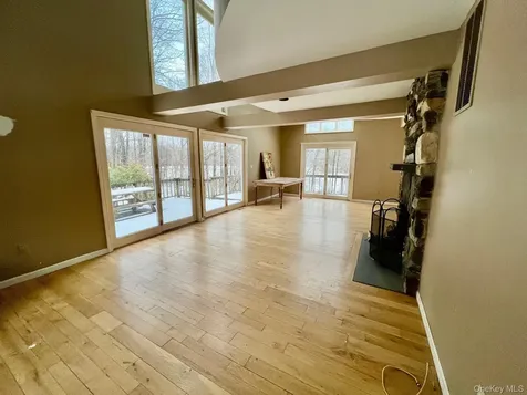 22 Troutbeck Crescent Amenia NY 12501