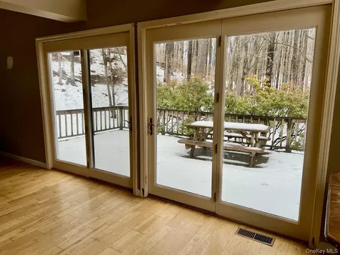 22 Troutbeck Crescent Amenia NY 12501