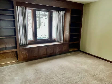 22 Troutbeck Crescent Amenia NY 12501