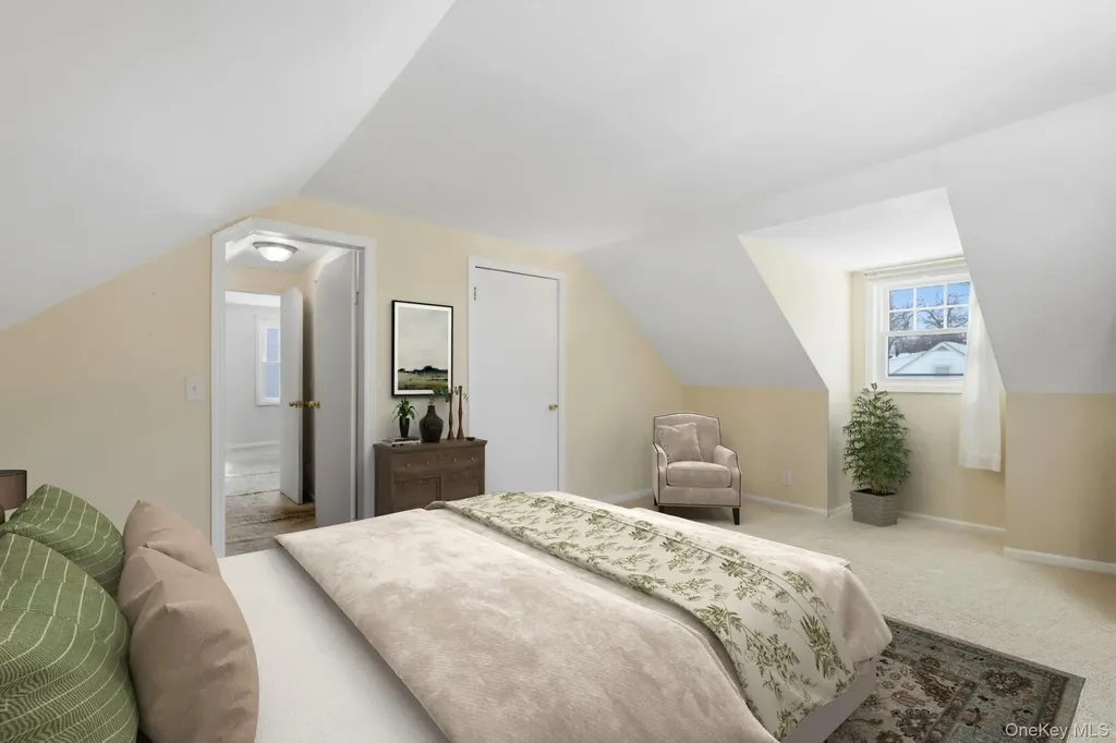 93 Smith Avenue White Plains NY 10605