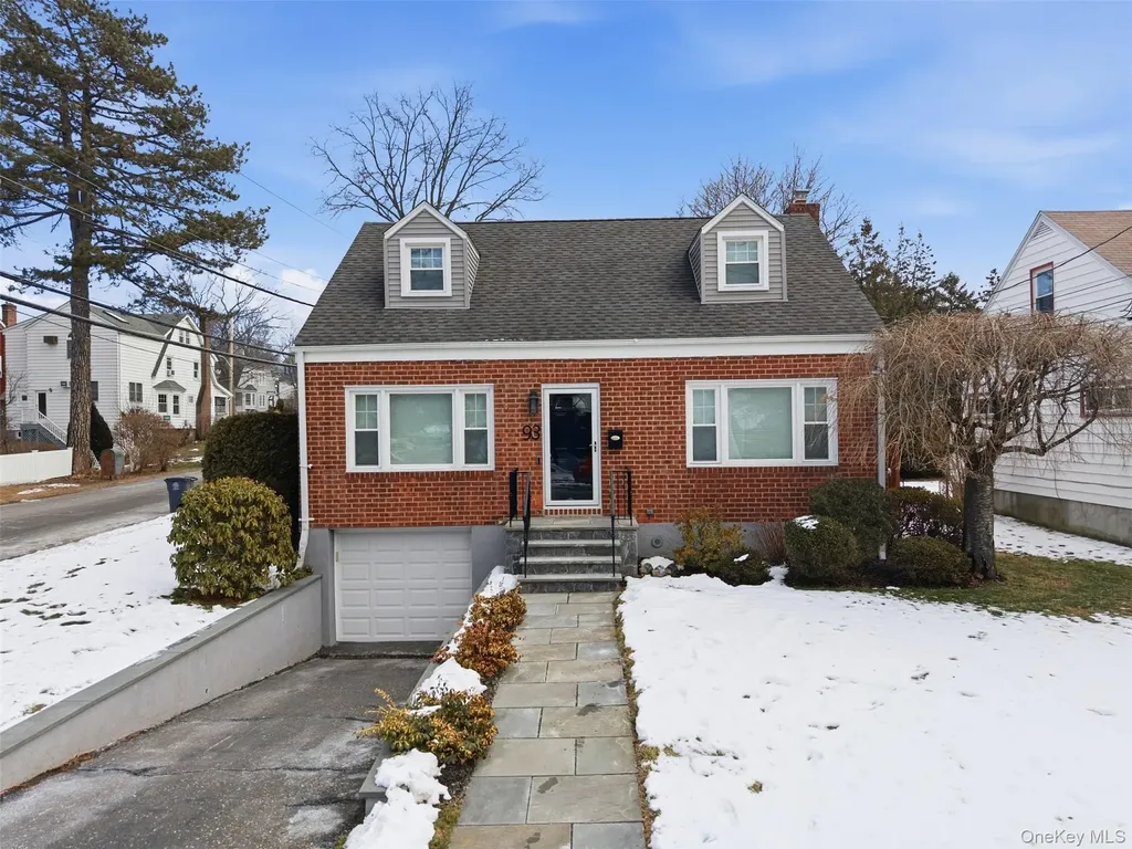 93 Smith Avenue White Plains NY 10605