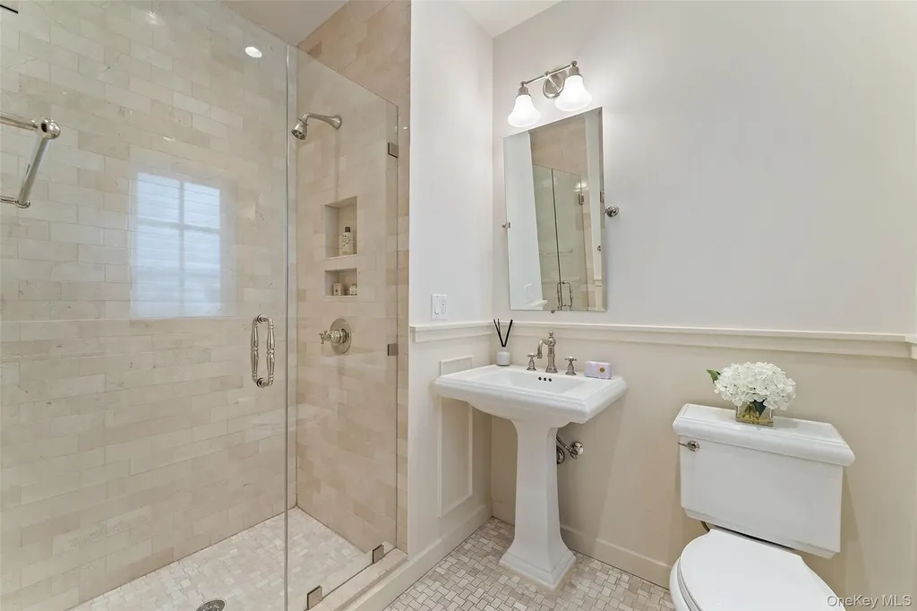 1 Elmdorf Drive Scarsdale NY 10583