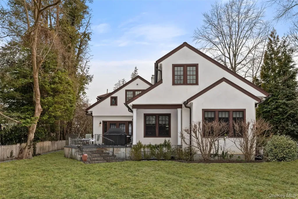 1 Elmdorf Drive Scarsdale NY 10583