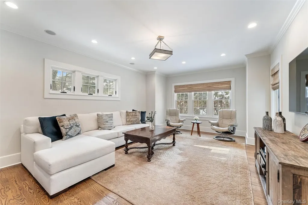 1 Elmdorf Drive Scarsdale NY 10583