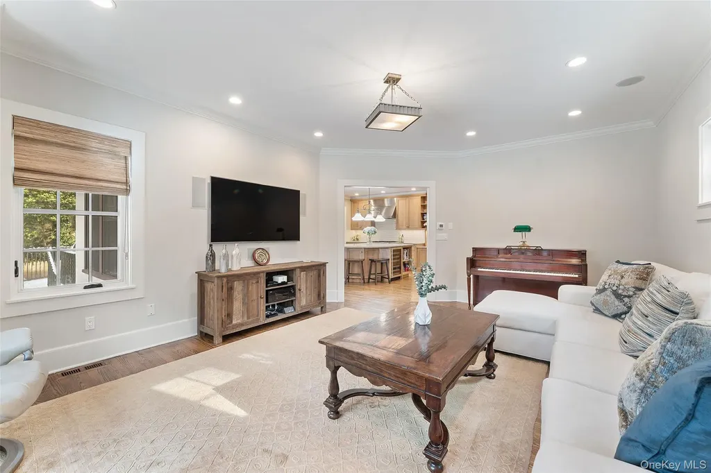 1 Elmdorf Drive Scarsdale NY 10583