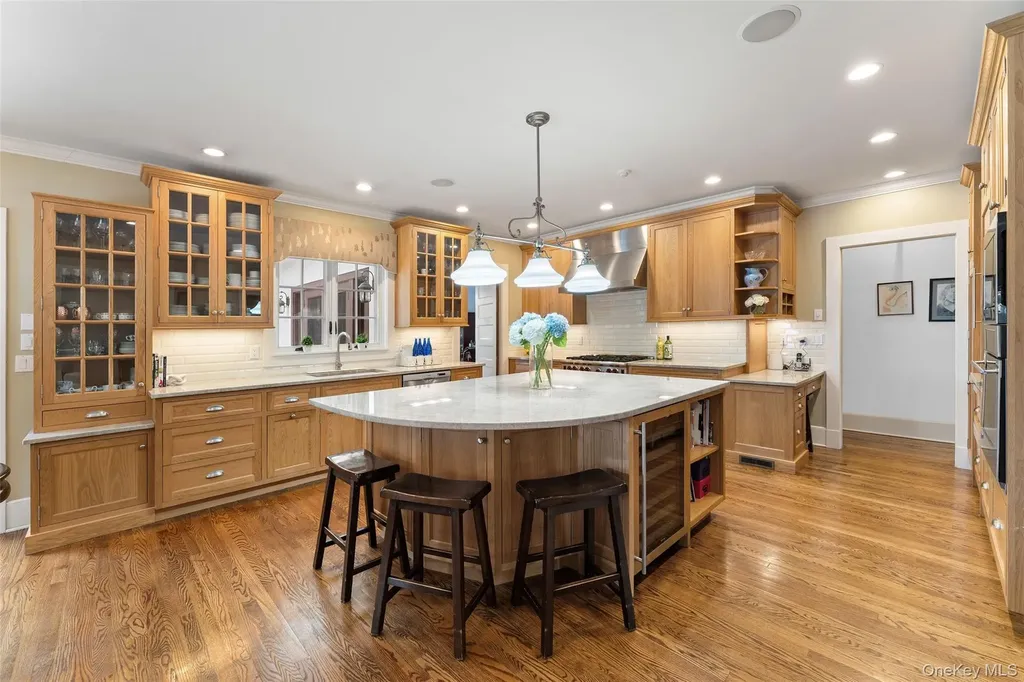 1 Elmdorf Drive Scarsdale NY 10583