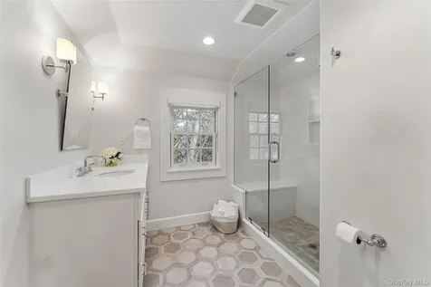 1 Elmdorf Drive Scarsdale NY 10583