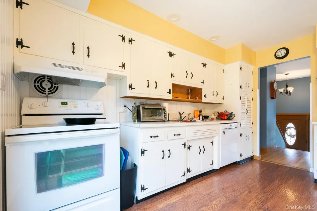 4 Manchester Drive Bethpage NY 11714