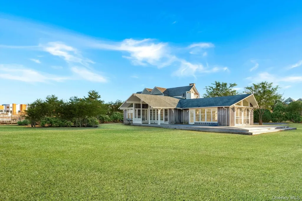 1 Waters Edge Drive Quogue NY 11959