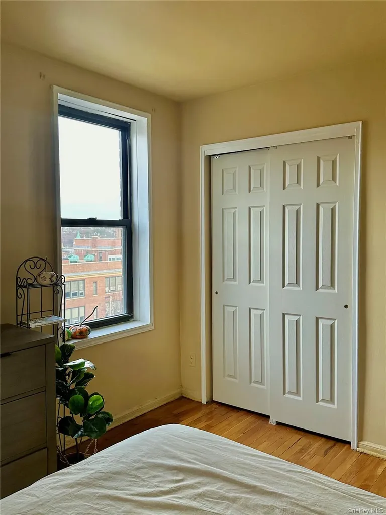 2 Windsor Terrace White Plains NY 10601