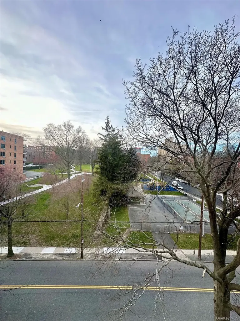 2 Windsor Terrace White Plains NY 10601