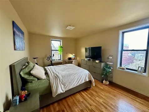 2 Windsor Terrace White Plains NY 10601