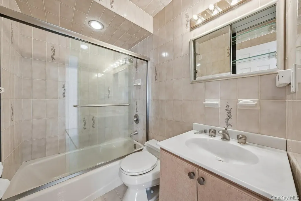 54 Staunton Street Yonkers NY 10704