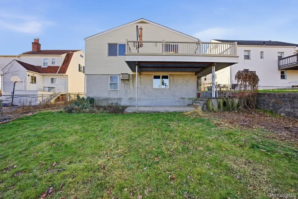 54 Staunton Street Yonkers NY 10704