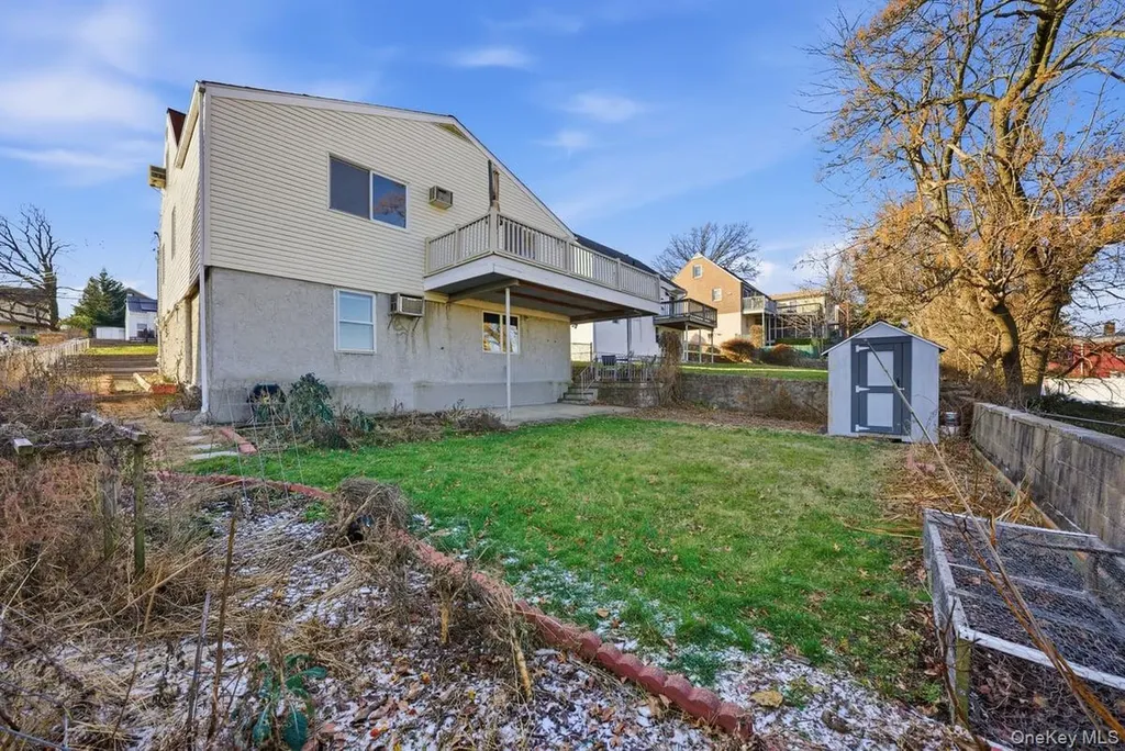 54 Staunton Street Yonkers NY 10704