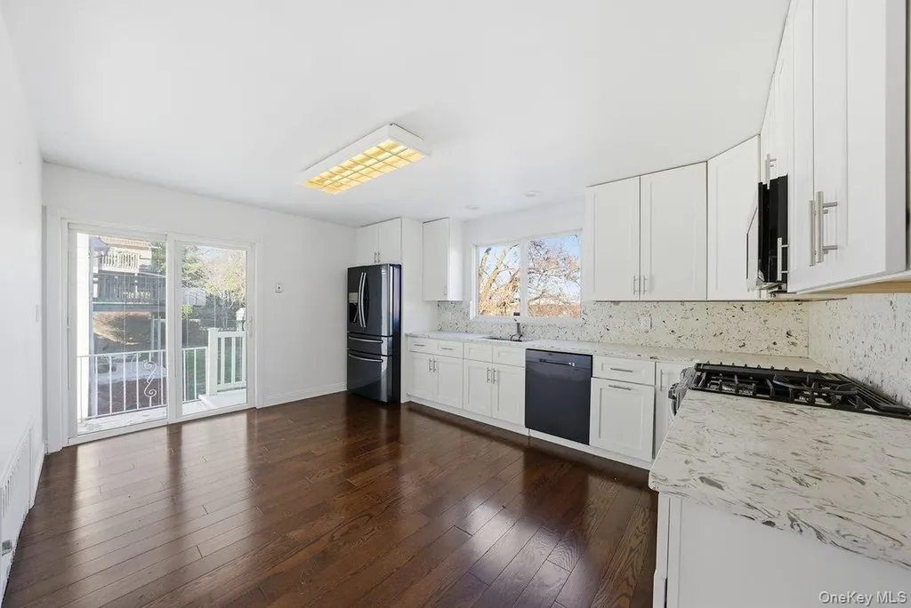 54 Staunton Street Yonkers NY 10704