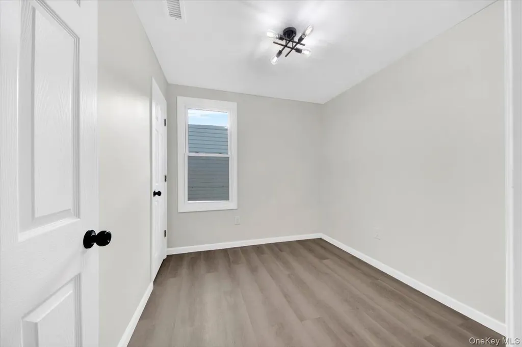 1625 Overing Street Bronx NY 10461