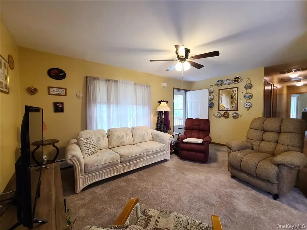 70 Okeechobee Road Glen Spey NY 12737