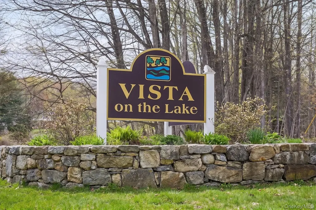 514 Vista On The Lake Carmel NY 10512