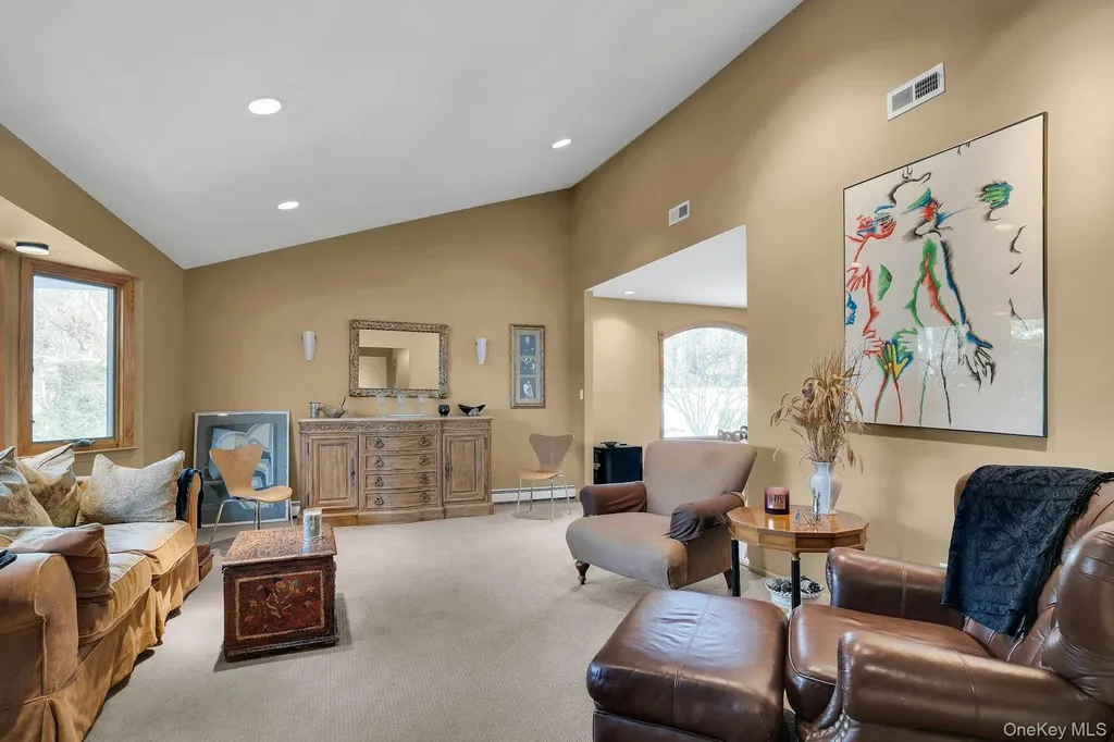 48 Randolph Drive Dix Hills NY 11746