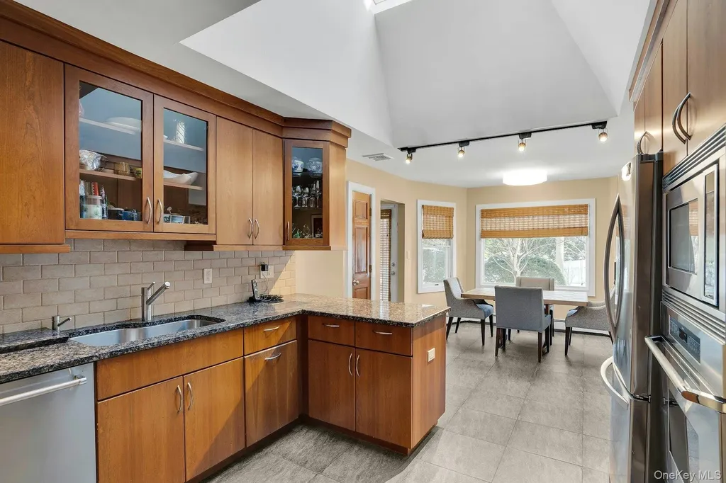 48 Randolph Drive Dix Hills NY 11746