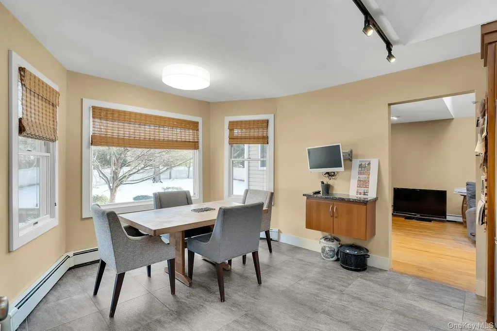 48 Randolph Drive Dix Hills NY 11746