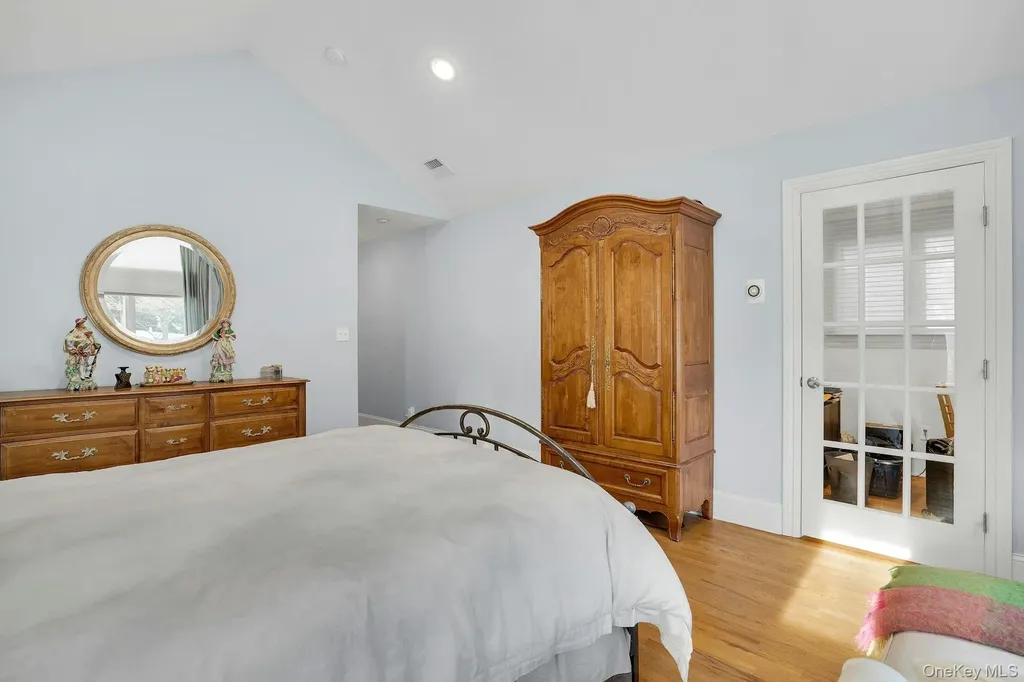 48 Randolph Drive Dix Hills NY 11746