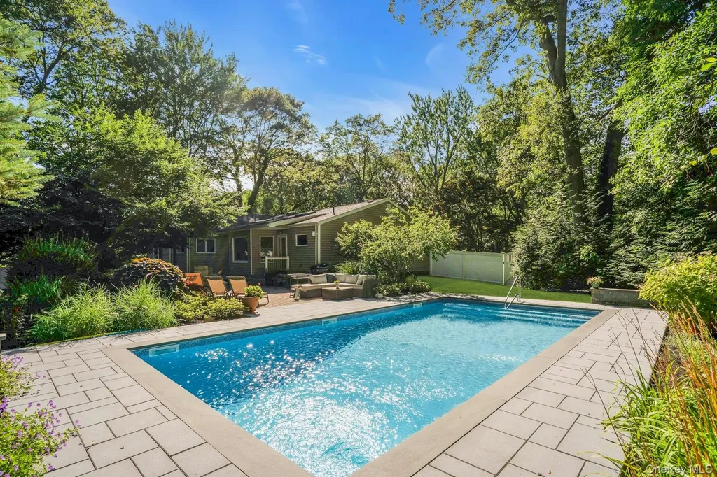 48 Randolph Drive Dix Hills NY 11746