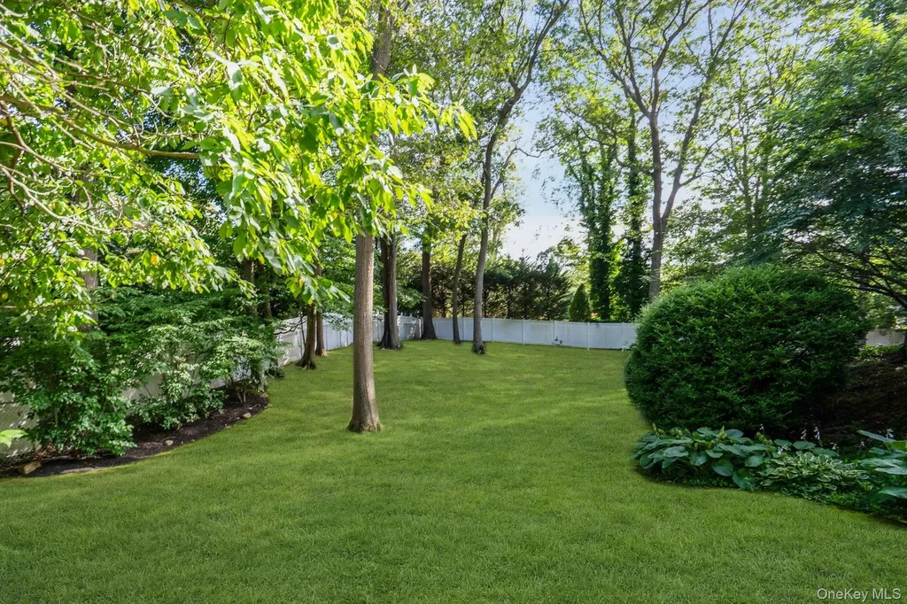 48 Randolph Drive Dix Hills NY 11746